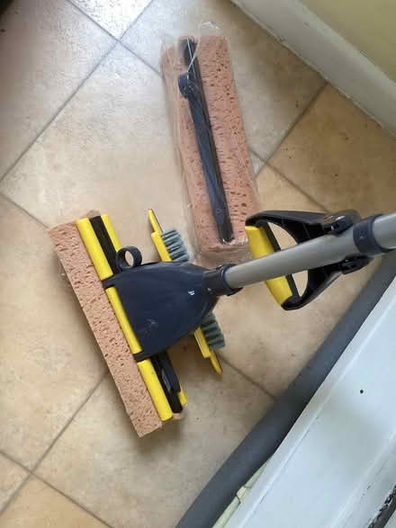 Photo of free New floor mop (Bradford on Avon BA15) #2