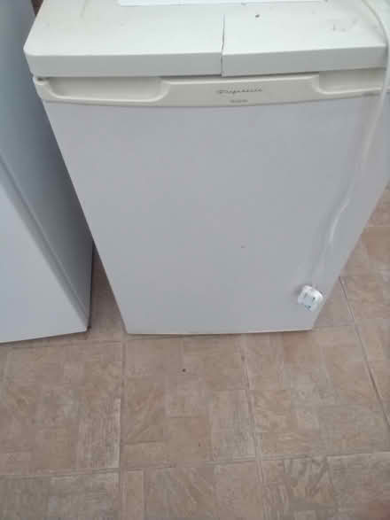 Photo of free Old working fridge (Worcester WR2) #3