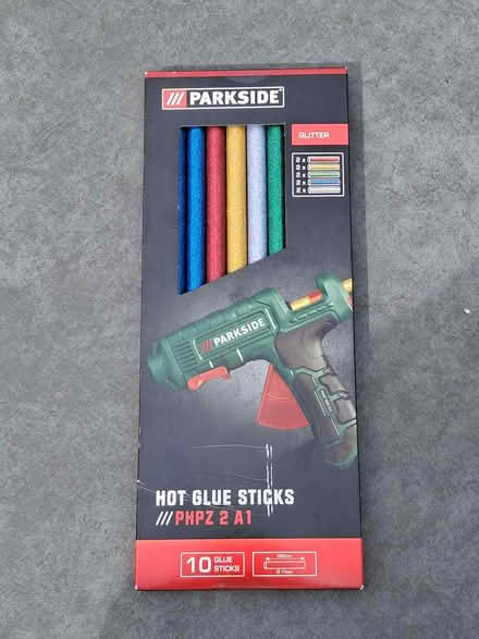 Photo of free Glitter glue gun sticks! (Didcot OX11) #2