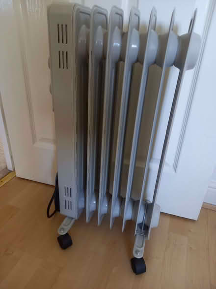 Photo of free Free standing radiator (Penarth CF64) #1