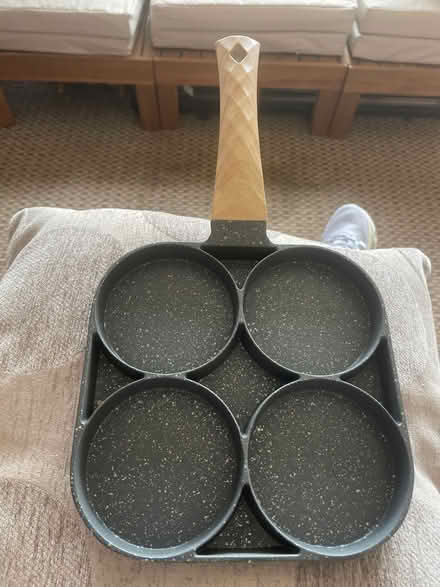 Photo of free Fry 4 eggs at the same time (B32 Bartley Green) #1