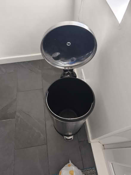 Photo of free Stainless steel bin (Greengates BD10) #2