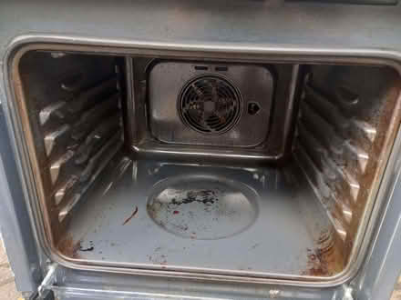 Photo of free used integrated oven and associated trays (Haymarket EH11) #2