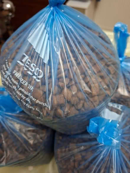 Photo of free Cat Food - Dry (Twickenham TW2) #2