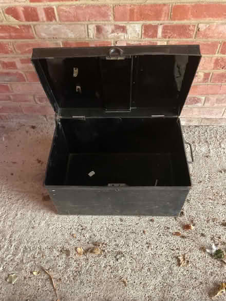 Photo of free Metal box (Eastbourne BN21) #3