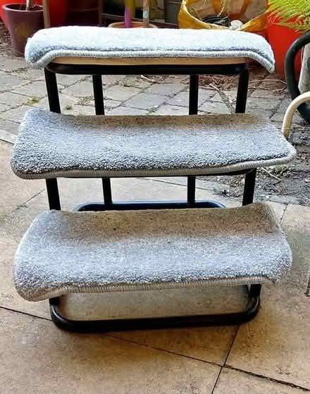 Photo of Dog stairs/steps (Willingdon Trees BN22) #1