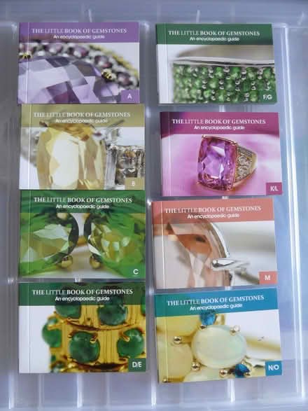 Photo of free 6 x very small books on gemstones (Kempsey WR5) #1