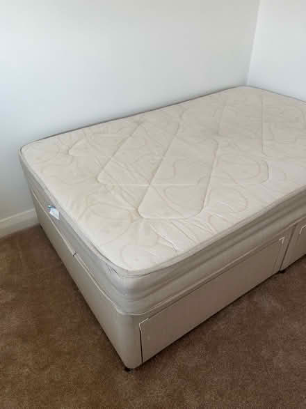 Photo of free Double divan bed (Headington OX3) #4