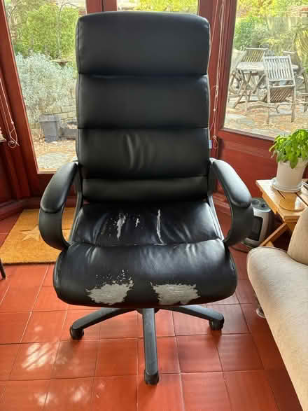Photo of free Office swivel chair (Isleworth TW7) #1