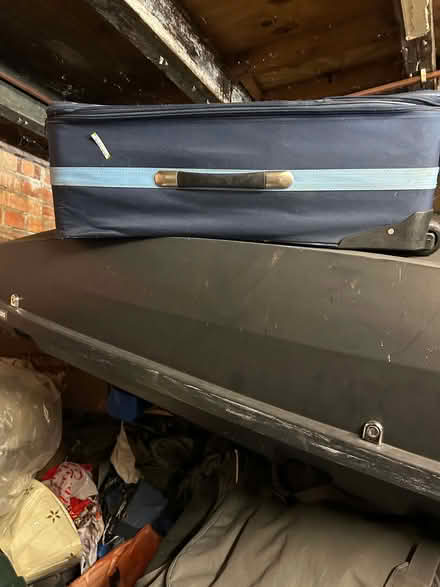 Photo of free Old suitcases L17 (Aigburth L17) #3