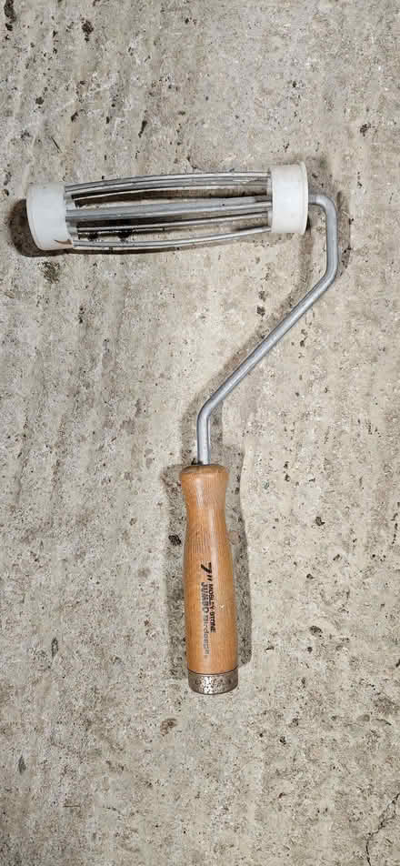 Photo of free Mosley Stone 7 inch paint roller. 44mm core (Stanford in the Vale SN7) #1