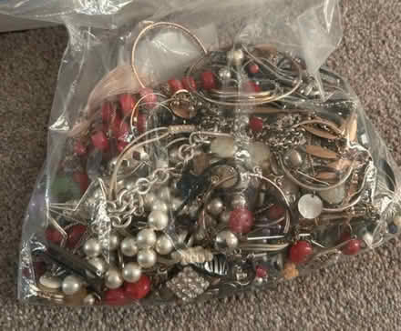 Photo of Broken jewellery / beaded Items / stainless Steel chains (Middlestone Moor DL16) #3