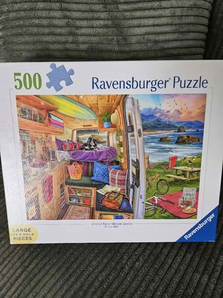 Photo of free 500 piece jigsaws. All complete. (Harbury CV33) #3
