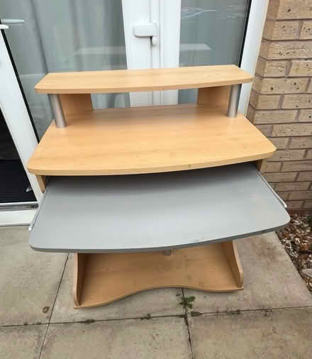 Photo of free Computer Desk (Irlams o' th' Height M6 7) #2
