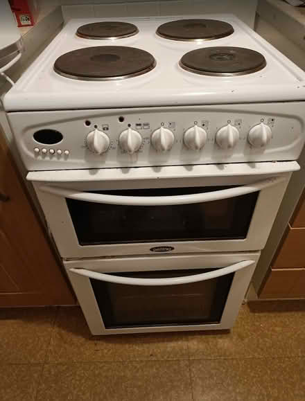 Photo of free Electric cooker (Washington NE37) #1