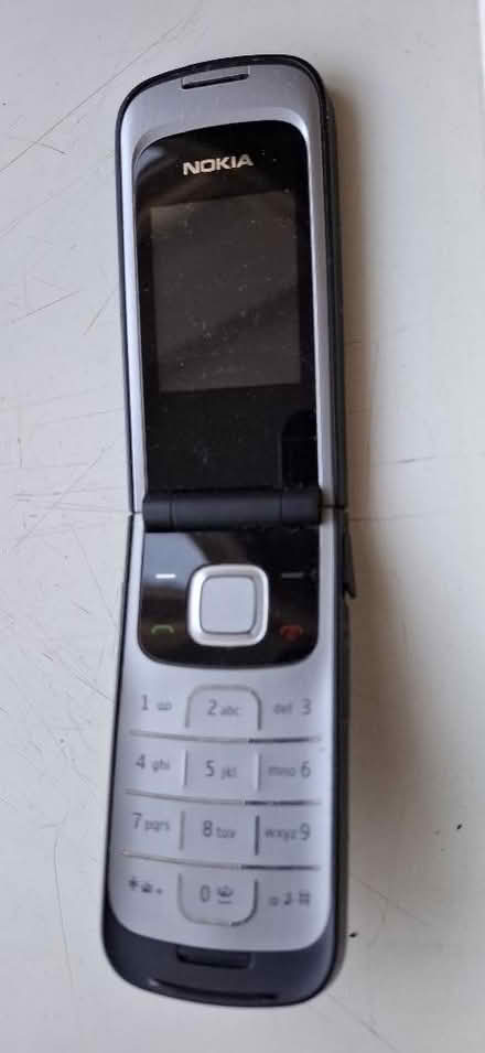 Photo of free Non-Smart Nokia Mobile Phone (Harrogate HG1) #1
