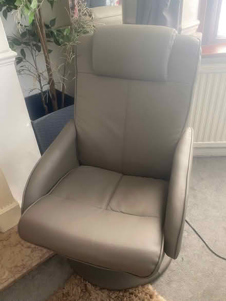 Photo of free Swivel chair (East Ham E6) #1