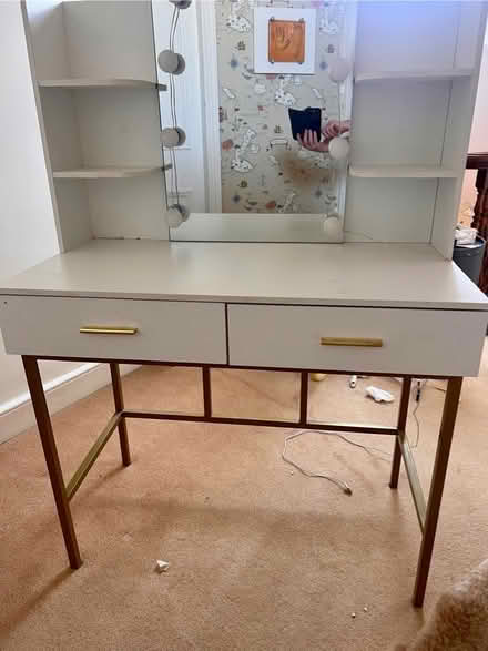 Photo of free Dressing table (Corbridge North of Tyne NE45) #1