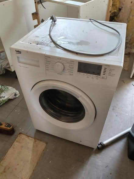 Photo of free Beko 9kh washing machine (Lichfield, WS13) #1