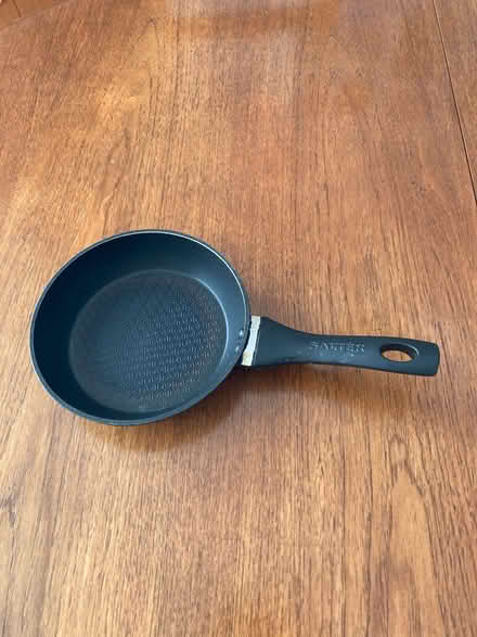 Photo of free 8" Frying pan (Goldsworth Park GU21) #1