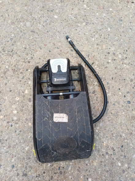 Photo of free Tyre foot pump (Chellaston, Derby DE73) #1