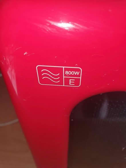 Photo of free microwave (S2 wybourn) #3