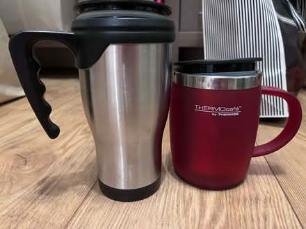 Photo of free travel mugs/thermal cups (Hale End IG8) #1