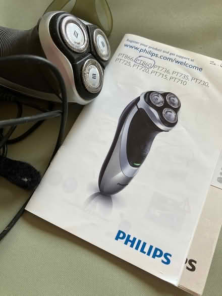 Photo of free Philips Electric Razor (GL53 Leckhampton) #2