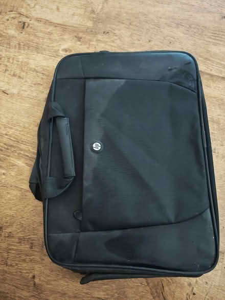 Photo of free HP laptop bag (Great Sutton CH66) #1