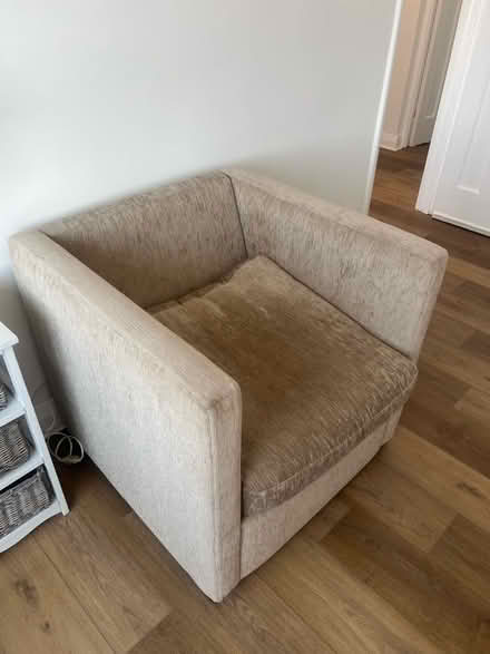 Photo of free Contemporary armchair beige (Headington OX3) #1