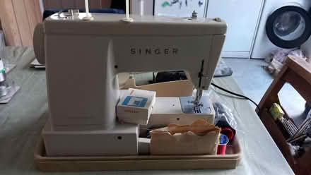 Photo of free Singer sewing machine (Craigie PH2) #2