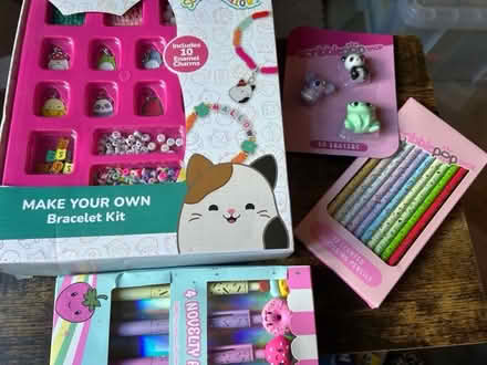 Photo of free Girls bracelet maker and stationary (Hecky WF16) #1
