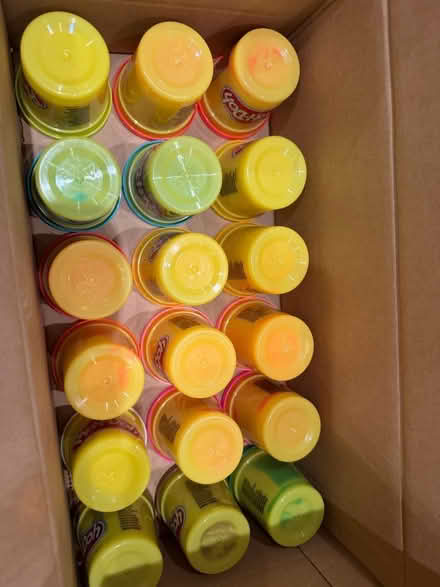 Photo of free 26 small tubs of play doh (Heaton Moor SK4) #2