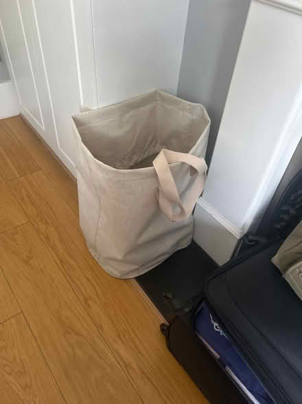 Photo of free Laundry bag (Cloudesley N1 0HX) #1