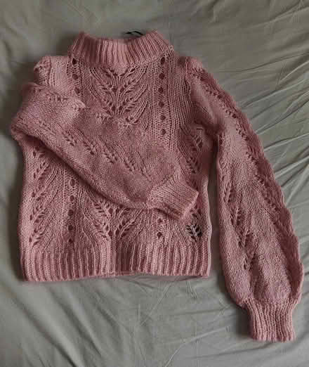 Photo of free XS Pink Jumper - used (Wembley HA0) #1