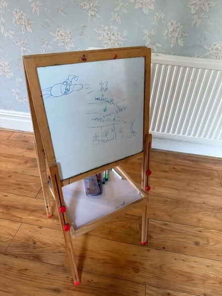Photo of free Kids chalkboard/whiteboard (Heaton Moor SK4) #2