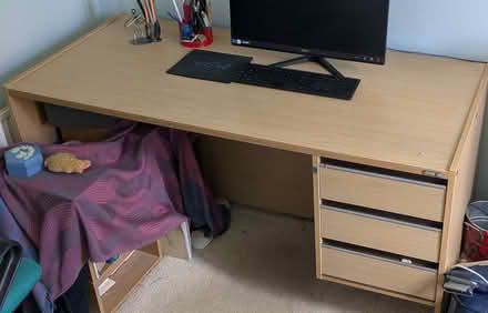 Photo of free Large Desk (Tring Wharf HP23) #1