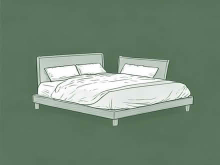 Photo of Double or king bed (Ball Hill CV2) #1