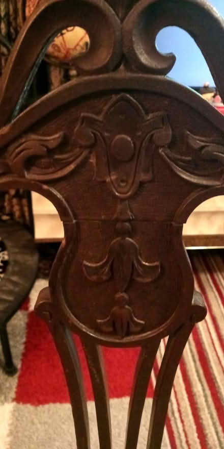 Photo of free Beautiful Vintage? Chair (Orpington) #4