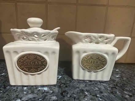 Photo of free Sugar bowl and creamer (Burlington) #1