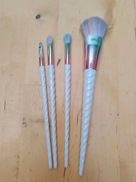 Photo of free 4 x unused make up brushes (Barbourne, WR1) #1