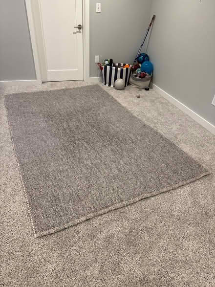 Photo of free 5x8 rug (Magnolia) #1
