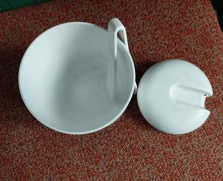 Photo of free Ice bucket with lid and tongs, hardly used. (Langdon Hills SS16) #3