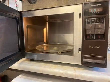 Photo of free microwave oven (Lower Earley RG6) #2