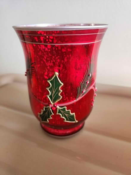 Photo of free Glass christmas vase (North York Civic Centre) #1