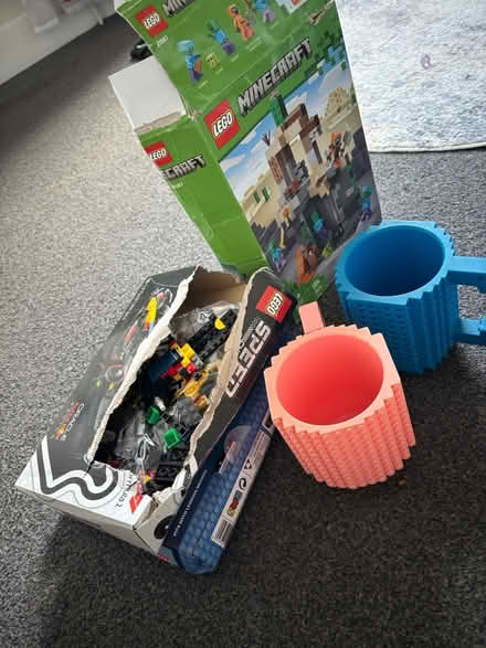 Photo of free lego (Catford SE6) #1