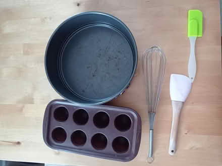 Photo of free Kitchen bundle blender and baking (Greenford Broadway, UB6) #3