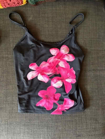 Photo of free woman’s clothing (frederick) #2