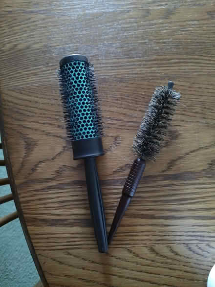 Photo of free Round brushes (Odenton) #1