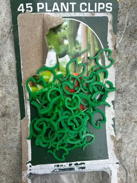 Photo of free Miraclegro lawn feeder and plant clips (Stobhill NE61) #3